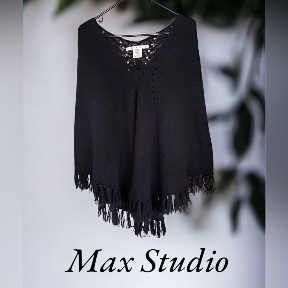 Max Studio l Jackets & Coats l Black Shawl l Medium thickness l OS l Vintage